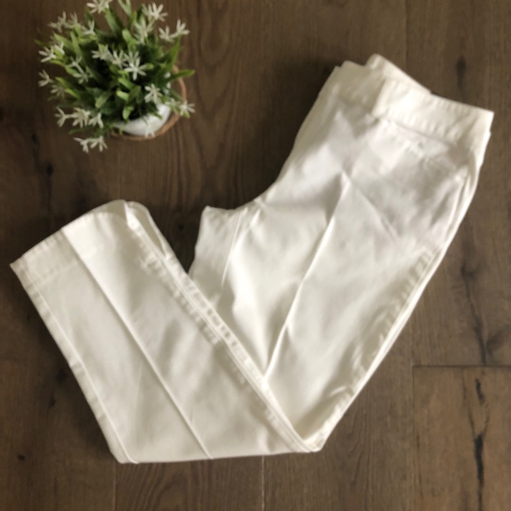 WHBM White Pant - NEW*
